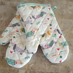 All you need is love & a dog oven mitts set of 2